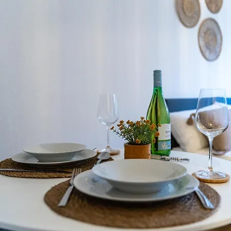 Zentral & Modern Nahe Hauptbahnhof Mit Privatparkplatz & Schnellem Wlan 아파트